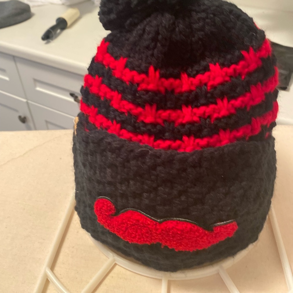5/$25 New Moustache pompom toque hat
